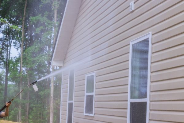 Exterior House Cleaning in Kirkland