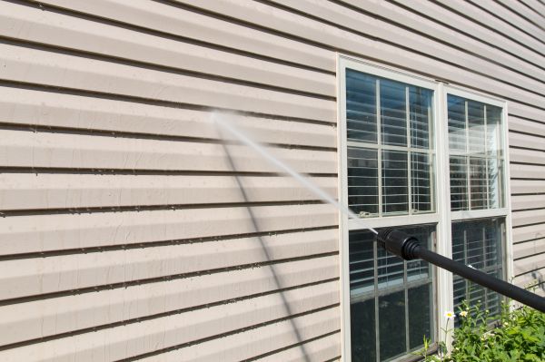 House Pressure Washing in Kirkland