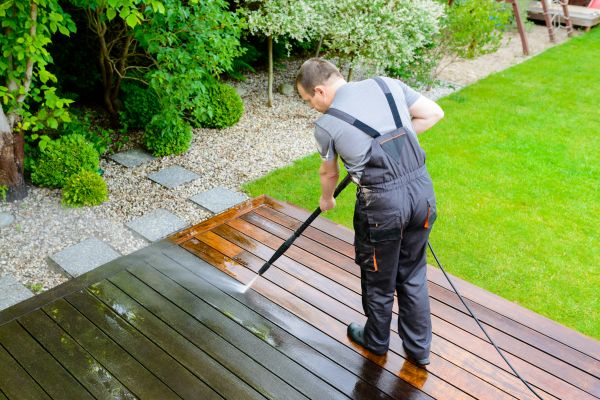 Deck And Patio Cleaning in Kirkland