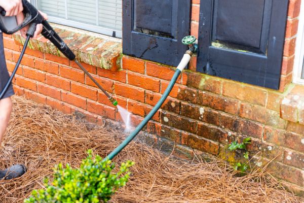 Brick Home Power Washing in Kirkland